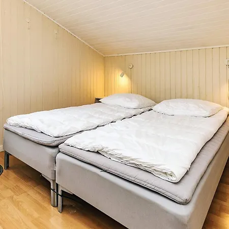 Two-bedroom In 2 *